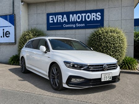 2024 Volkswagen Passat R-LINE AUTOMATIC 2.0 DIESEL //VERY LOW MILES//MASSIVE SPEC//PANORAMIC GLASS ROOF//FULL LEATHER ELECT