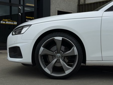 2022 Audi A4 - photo 6