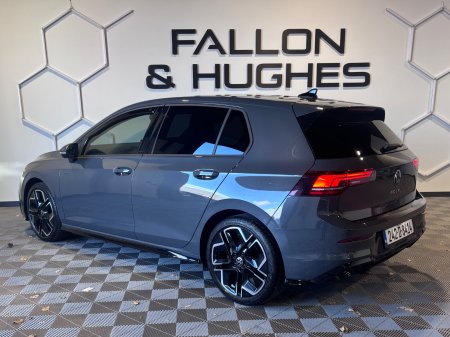 2024 Volkswagen Golf - photo 3