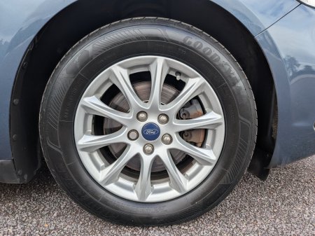 2020 Ford Mondeo - photo 12