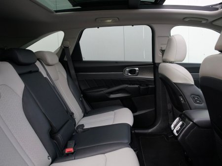2023 Kia Sorento - photo 32