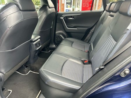 2019 Toyota RAV4 - photo 7