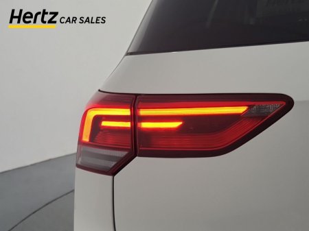 2023 Volkswagen Golf - photo 8