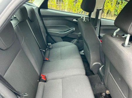 2017 Ford Focus - photo 9