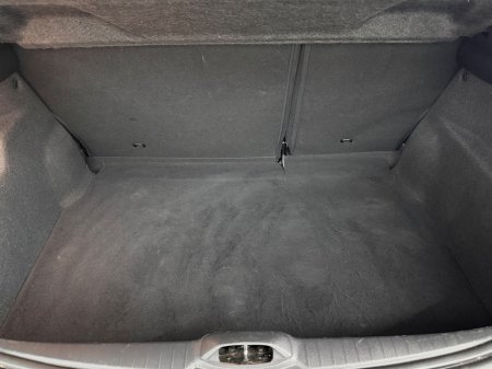 2016 Peugeot 208 - photo 20