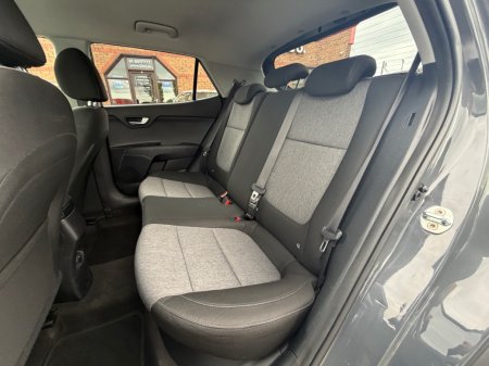 2021 Kia Stonic - photo 16