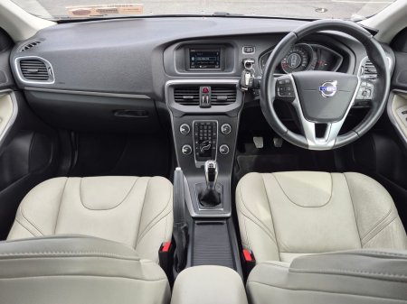 2016 Volvo V40 - photo 24