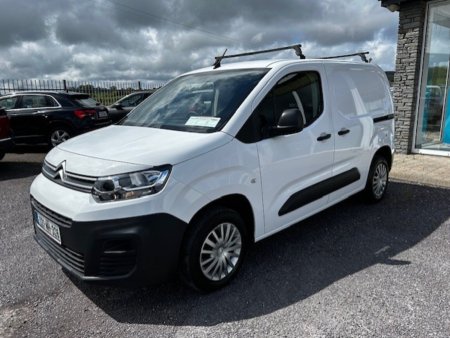 2022 Citroen Berlingo - photo 2