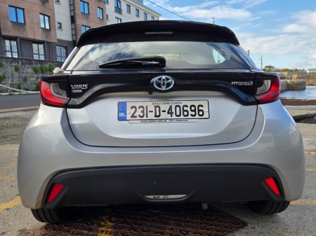 2023 Toyota Yaris - photo 5