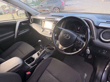 2016 Toyota RAV4 - photo 16