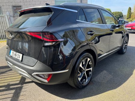 2025 Kia Sportage - photo 2