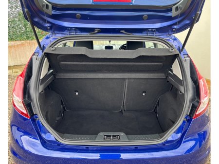2016 Ford Fiesta - photo 9
