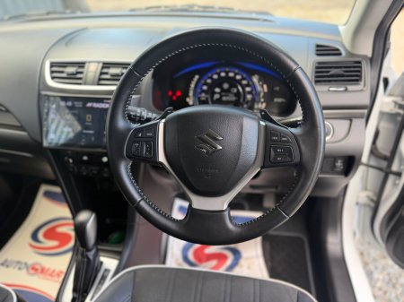 2015 Suzuki Swift - photo 15