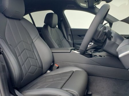 2026 BMW 5-Series - photo 12