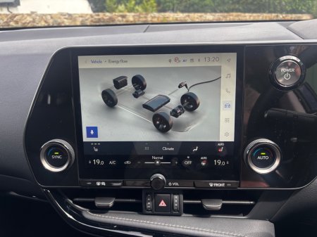 2025 Lexus NX - photo 12