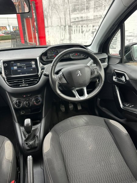 2016 Peugeot 208 - photo 28