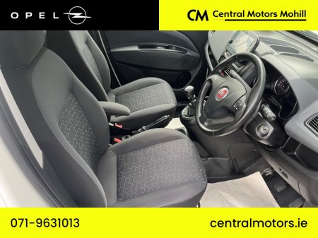 2023 Fiat Doblo - photo 9