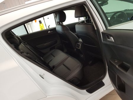 2021 Kia Sportage - photo 11