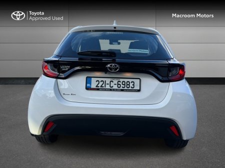 2022 Toyota Yaris - photo 4