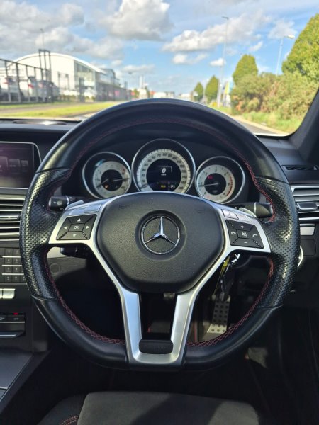 2016 Mercedes-Benz E-Class - photo 12