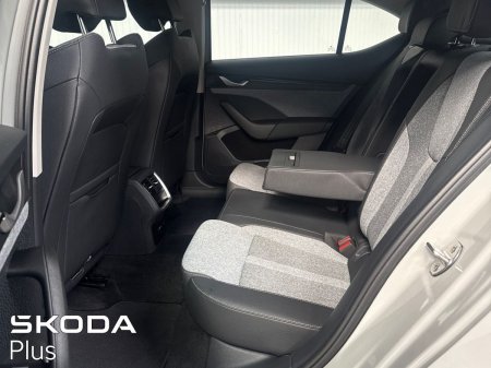 2025 Skoda Octavia - photo 7