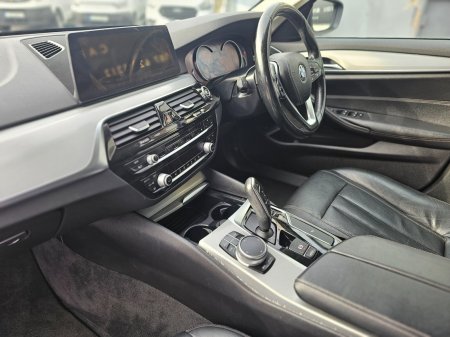 2018 BMW 5-Series - photo 8