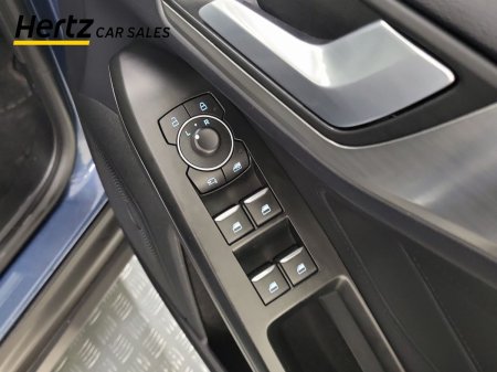 2023 Ford Focus - photo 17