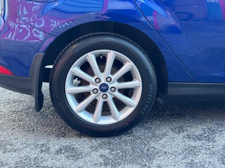 2016 Ford Focus - photo 6