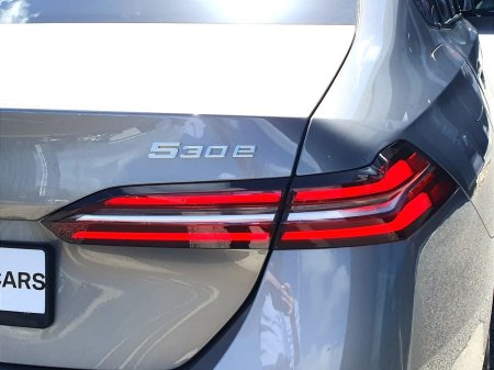 2026 BMW 5-Series - photo 20