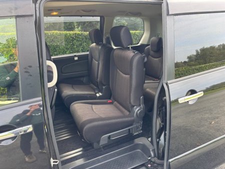 2015 Nissan Serena - photo 14