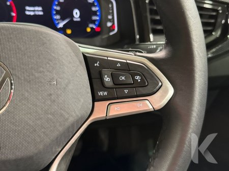 2025 Volkswagen Polo - photo 14