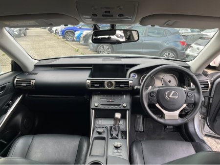 2015 Lexus IS - photo 13