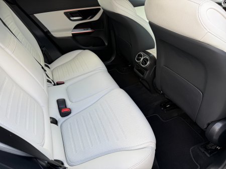 2025 Mercedes-Benz GLC - photo 11