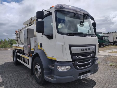 2019 DAF LF 260