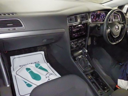 2019 Volkswagen Golf - photo 3
