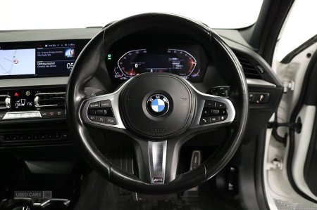 2023 BMW 1-Series - photo 16