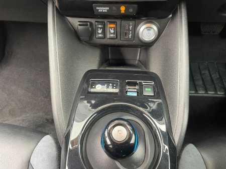 2023 Nissan Leaf - photo 16