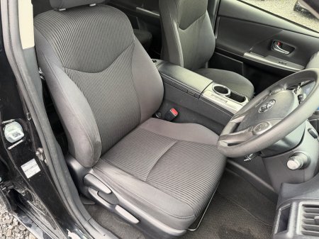 2018 Toyota Prius - photo 19