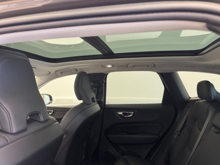 2023 Volvo XC60 - photo 4