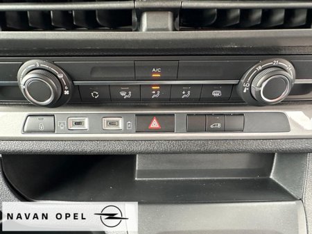 2027 Opel Vivaro - photo 17
