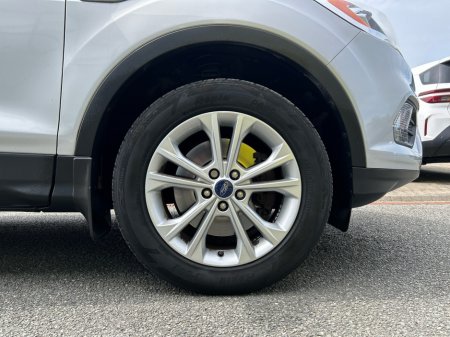 2017 Ford Kuga - photo 5