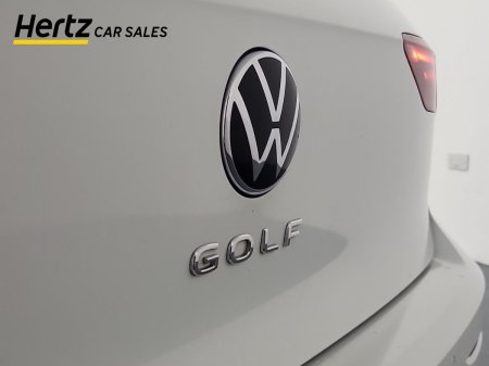 2023 Volkswagen Golf - photo 10