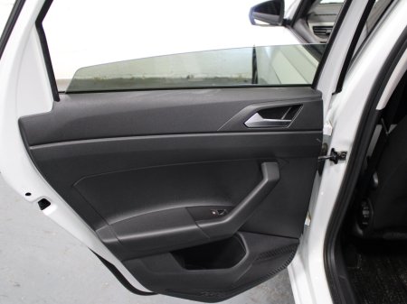 2019 Volkswagen Polo - photo 32