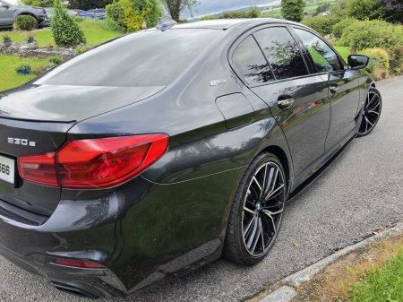 2018 BMW 5-Series - photo 14