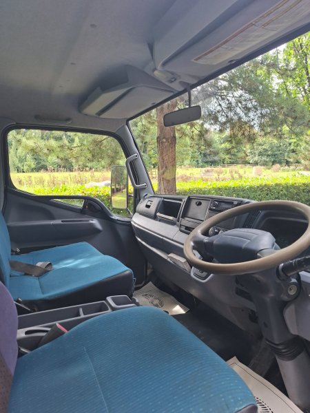2016 Mitsubishi FUSO - photo 9