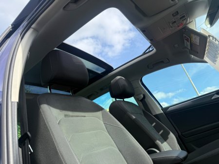 2018 Volkswagen Tiguan - photo 21