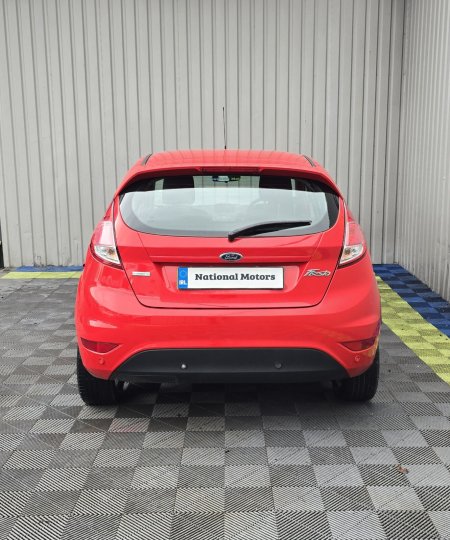 2017 Ford Fiesta - photo 4