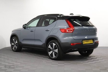 2023 Volvo XC40 - photo 4