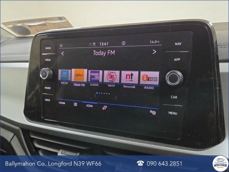 2024 Volkswagen T-Roc - photo 17