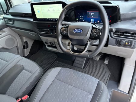 2025 Ford Transit Custom - photo 21